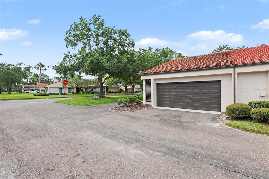 For Sale: $270,000 (2 beds, 2 baths, 1329 Square Feet)