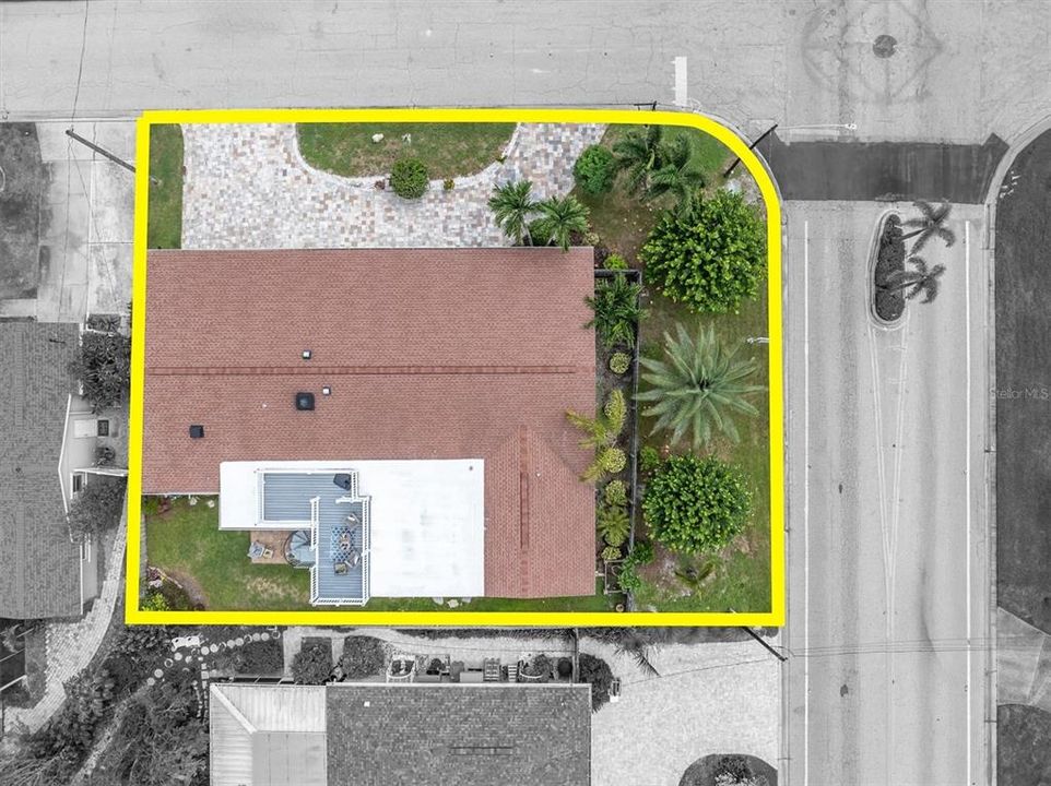 For Sale: $625,000 (4 beds, 2 baths, 2369 Square Feet)