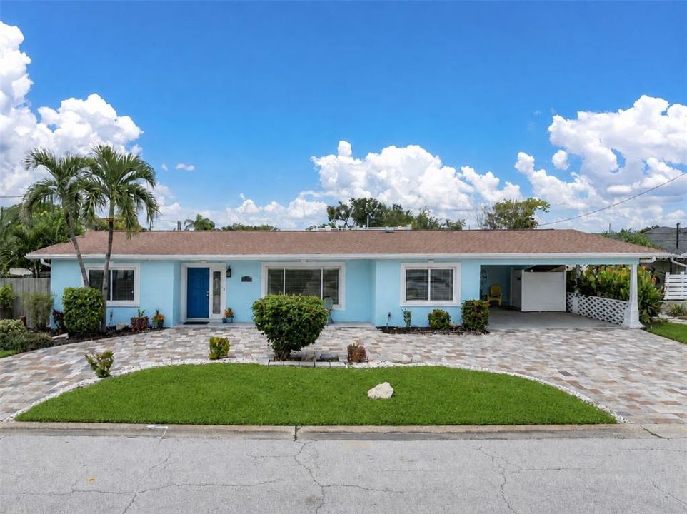 For Sale: $625,000 (4 beds, 2 baths, 2369 Square Feet)