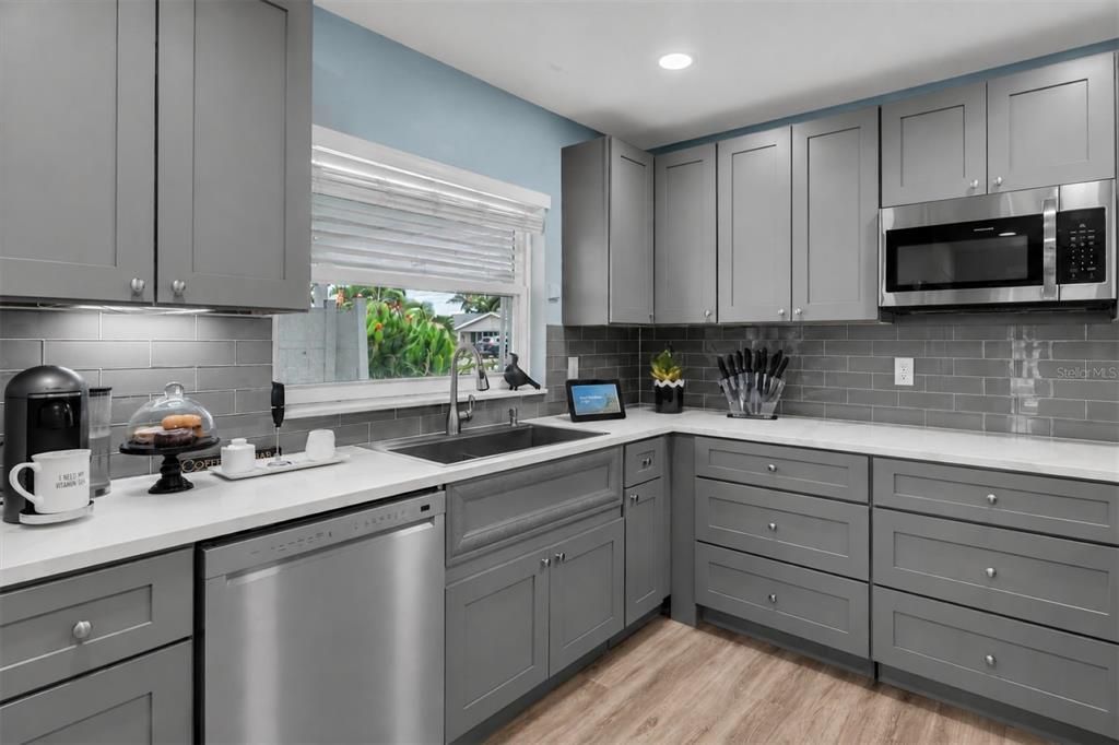 For Sale: $625,000 (4 beds, 2 baths, 2369 Square Feet)