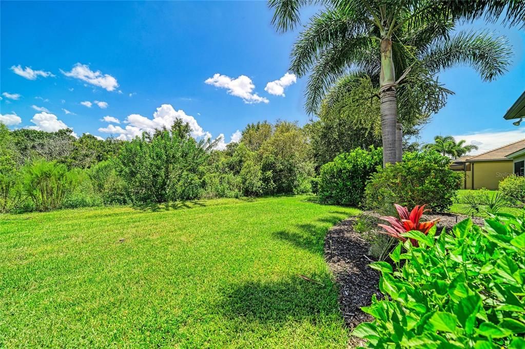 En Venta: $649,900 (3 camas, 3 baños, 2507 Pies cuadrados)