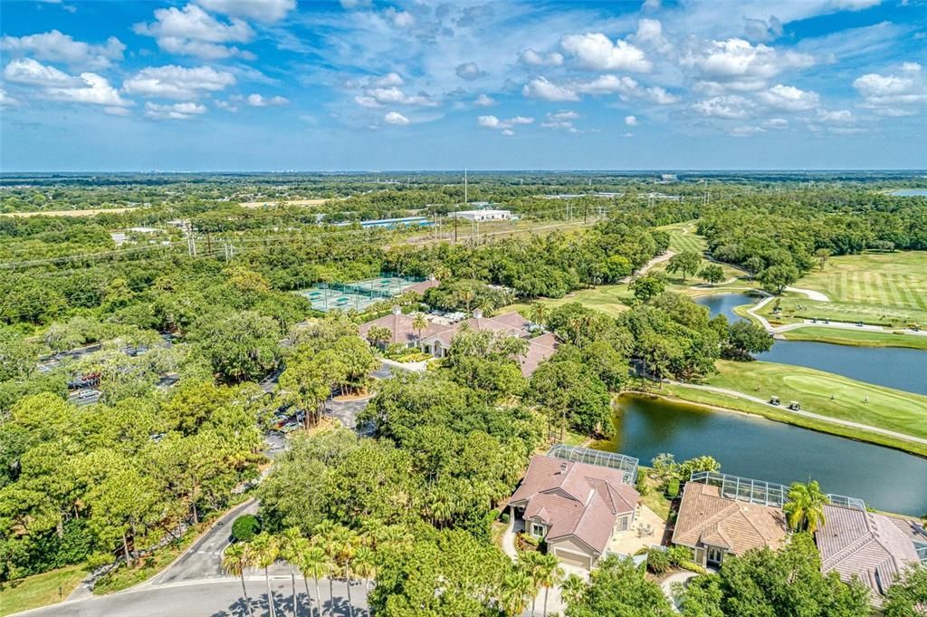 En Venta: $649,900 (3 camas, 3 baños, 2507 Pies cuadrados)
