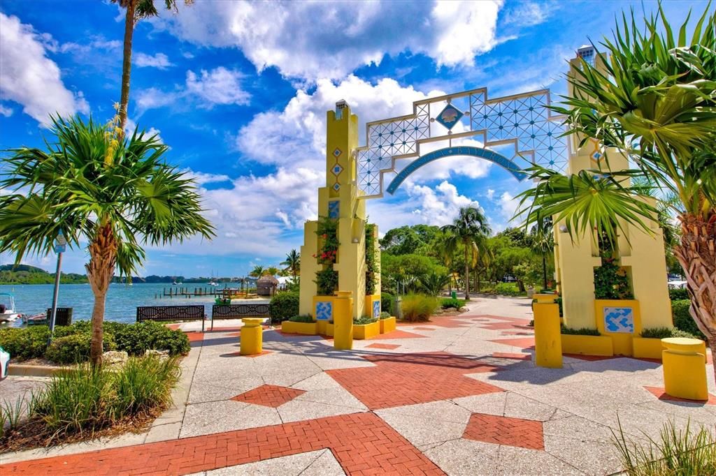 For Sale: $1,700,000 (0.20 acres)