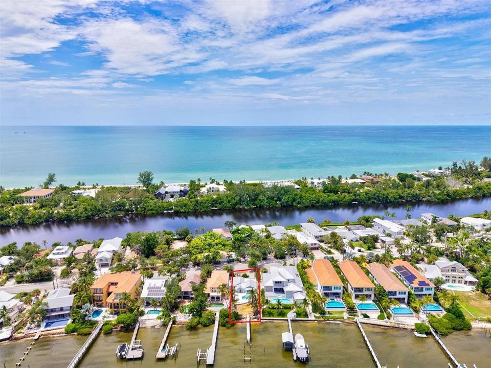 For Sale: $1,700,000 (0.20 acres)