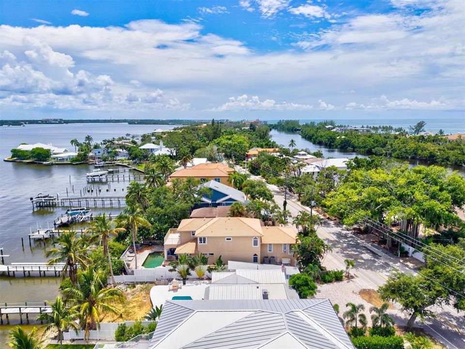For Sale: $1,700,000 (0.20 acres)