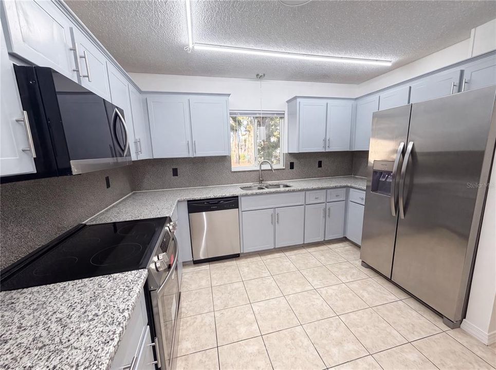For Sale: $240,000 (3 beds, 2 baths, 1526 Square Feet)