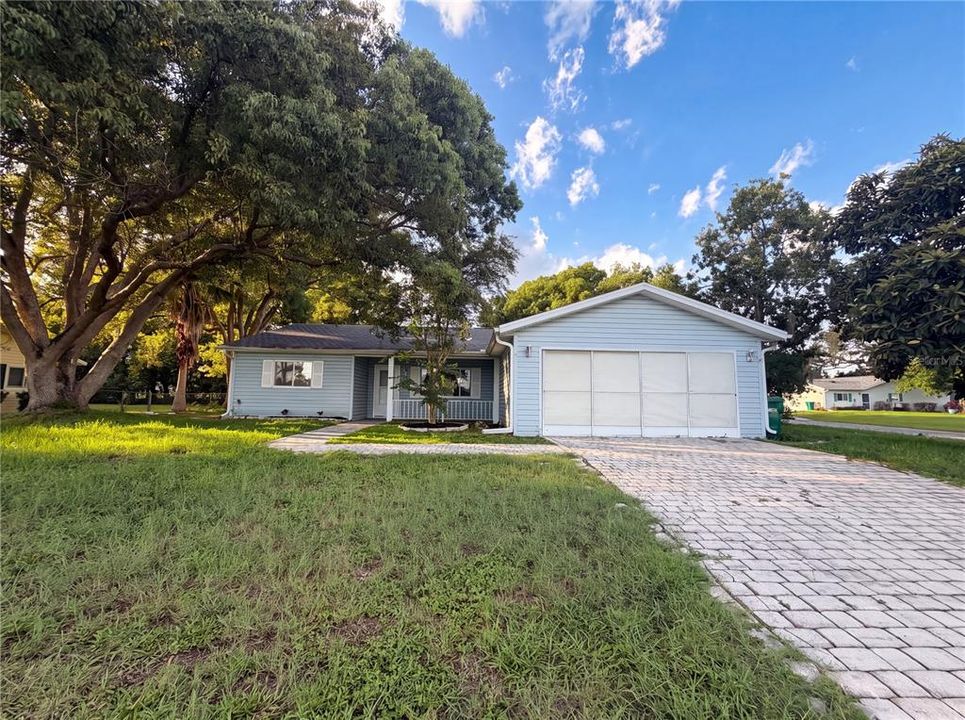 For Sale: $240,000 (3 beds, 2 baths, 1526 Square Feet)