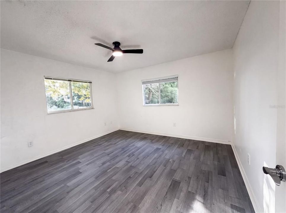For Sale: $240,000 (3 beds, 2 baths, 1526 Square Feet)