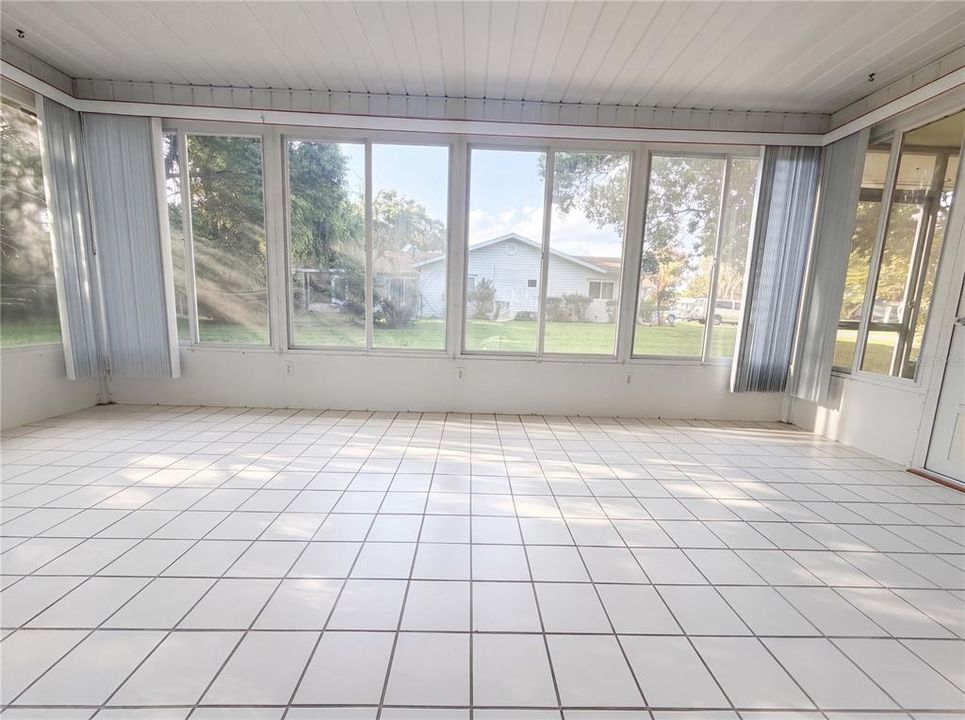 For Sale: $240,000 (3 beds, 2 baths, 1526 Square Feet)