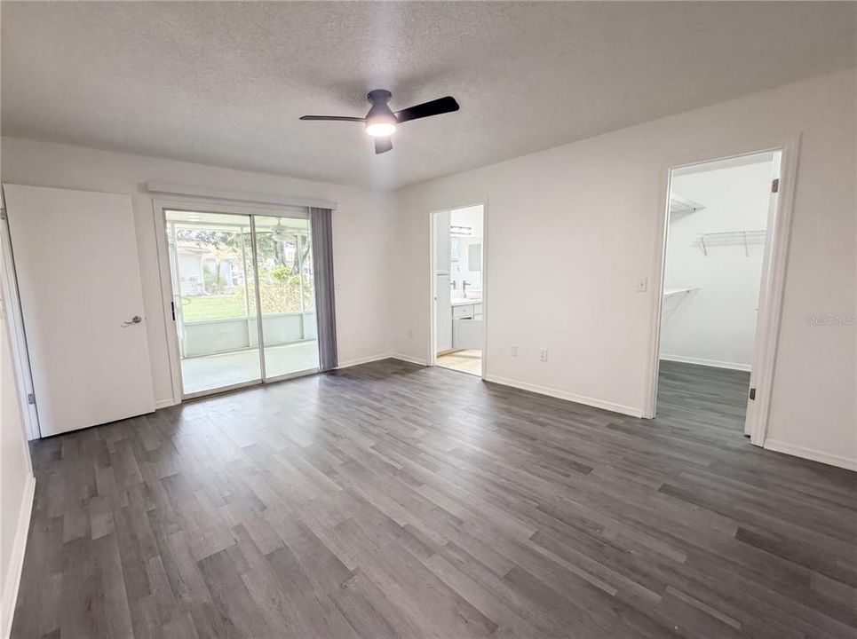 For Sale: $240,000 (3 beds, 2 baths, 1526 Square Feet)