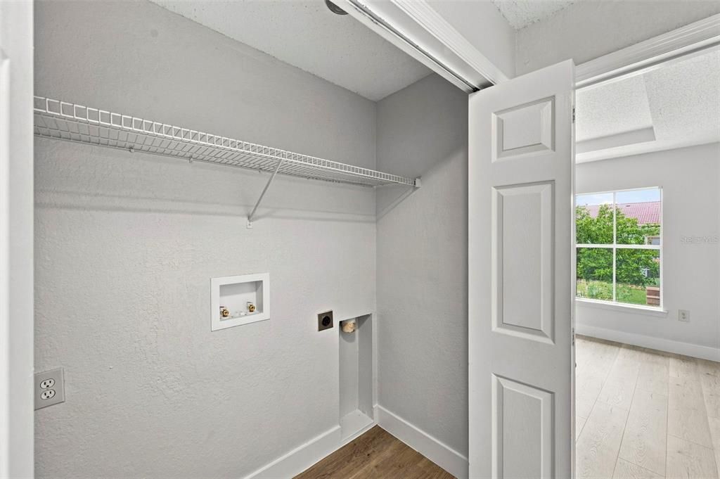 En Venta: $168,000 (2 camas, 2 baños, 1083 Pies cuadrados)