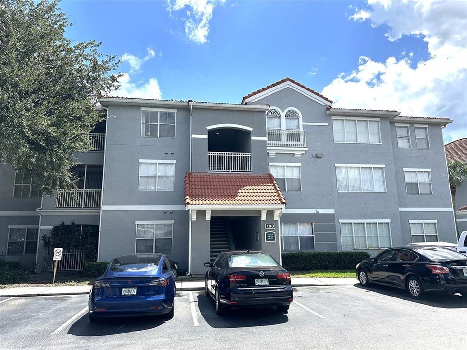 En Venta: $168,000 (2 camas, 2 baños, 1083 Pies cuadrados)