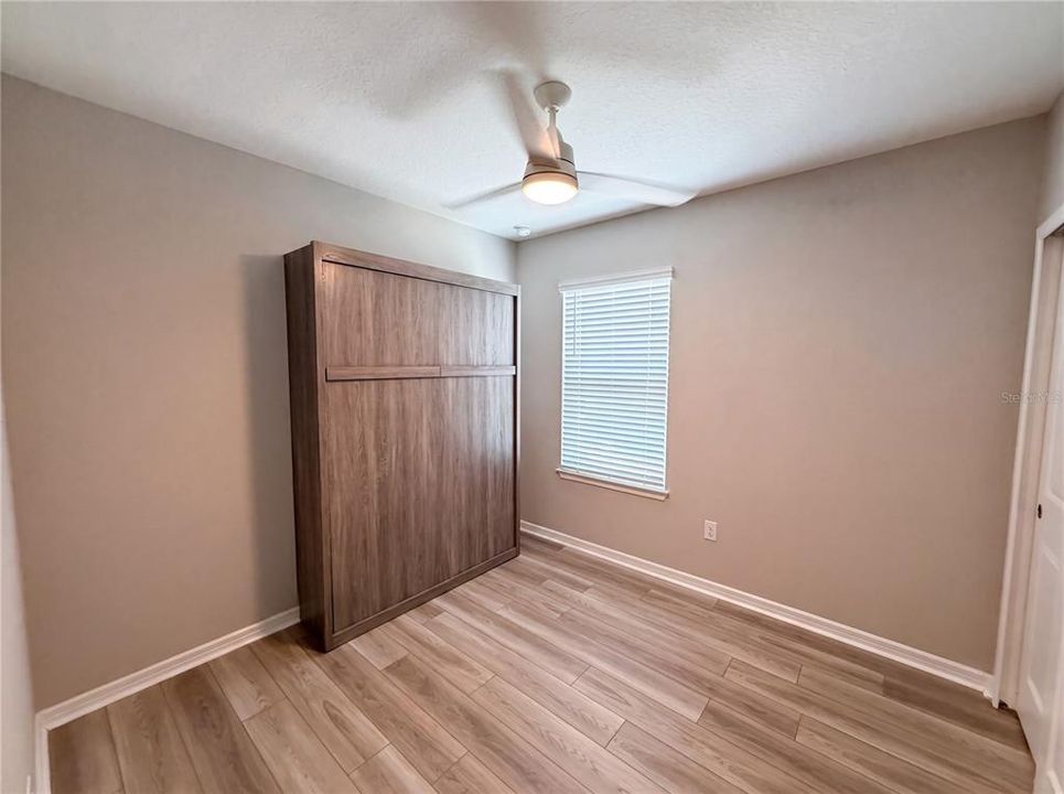 For Sale: $273,000 (2 beds, 2 baths, 1433 Square Feet)