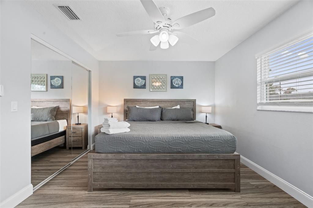For Sale: $300,000 (3 beds, 2 baths, 1366 Square Feet)