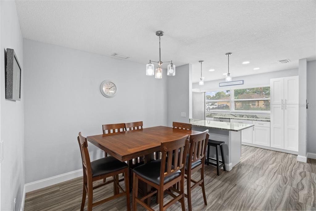 For Sale: $300,000 (3 beds, 2 baths, 1366 Square Feet)