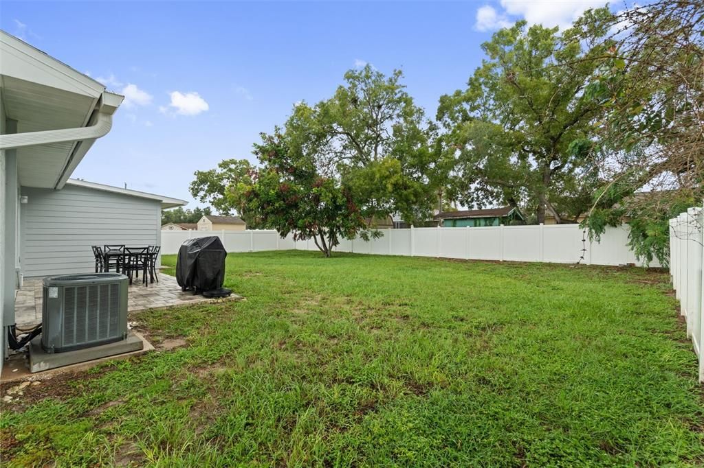 For Sale: $300,000 (3 beds, 2 baths, 1366 Square Feet)