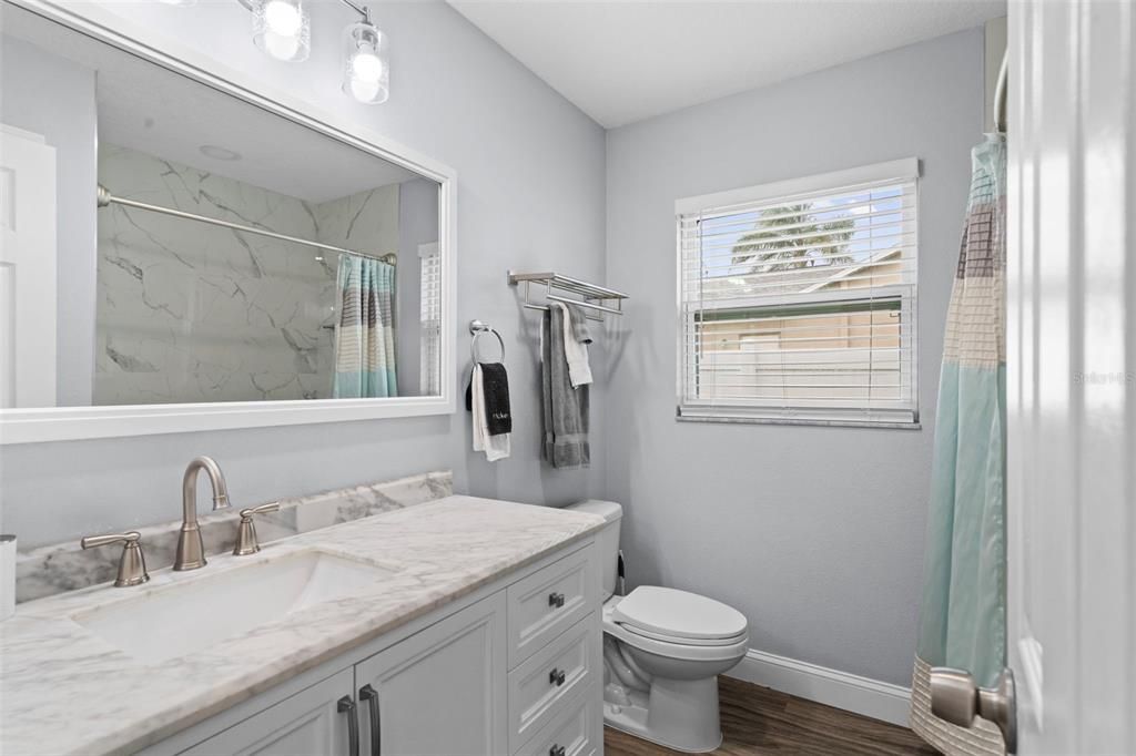 For Sale: $300,000 (3 beds, 2 baths, 1366 Square Feet)