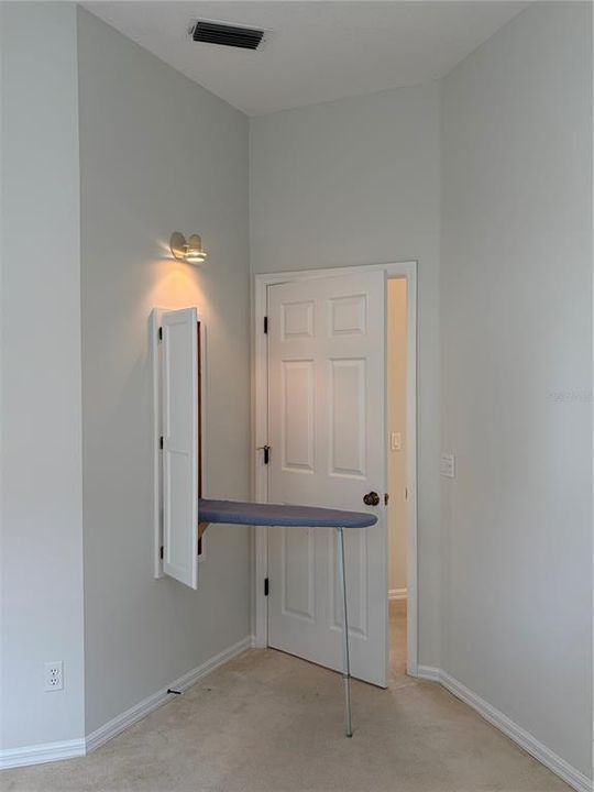 For Rent: $2,450 (3 beds, 2 baths, 1679 Square Feet)