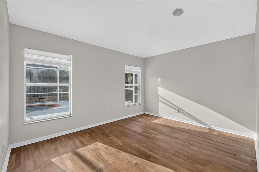 For Sale: $469,900 (4 beds, 2 baths, 2091 Square Feet)