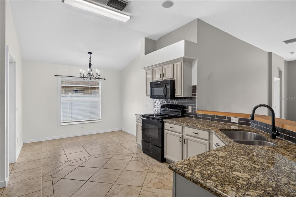 For Sale: $469,900 (4 beds, 2 baths, 2091 Square Feet)