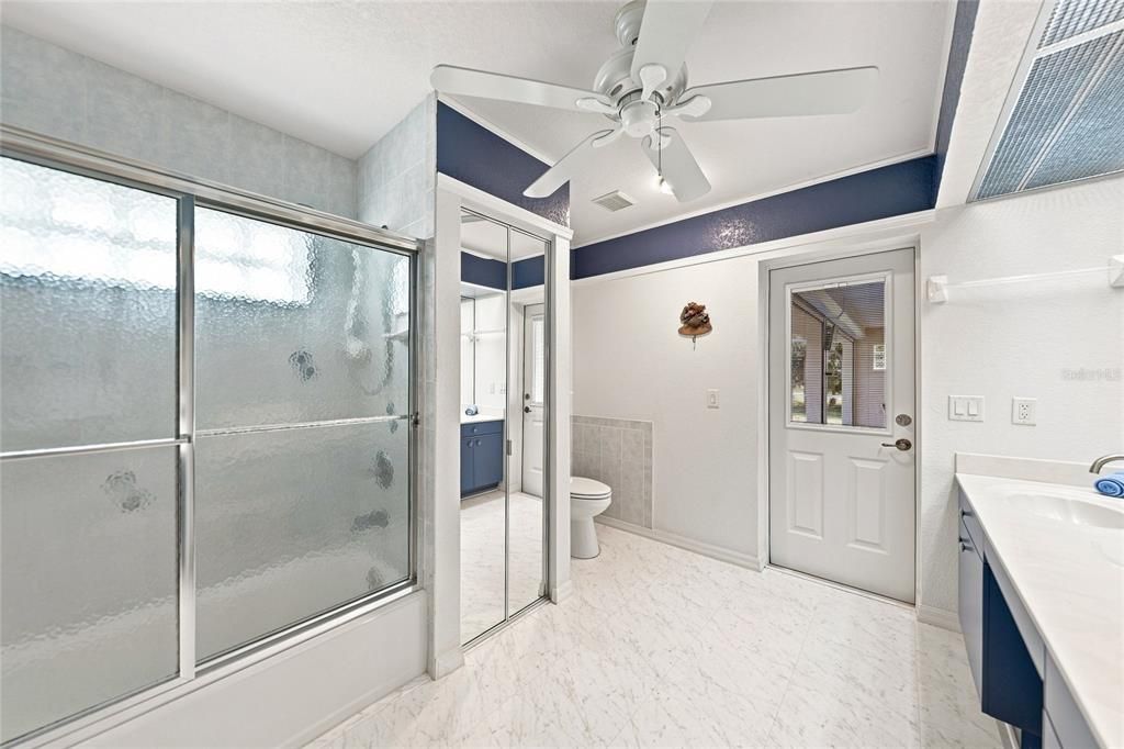 En Venta: $379,900 (3 camas, 2 baños, 2030 Pies cuadrados)