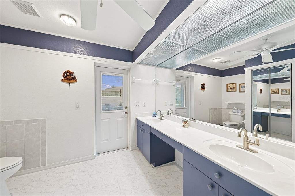 En Venta: $379,900 (3 camas, 2 baños, 2030 Pies cuadrados)