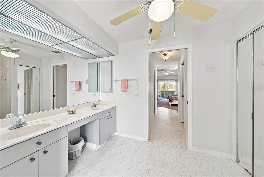 En Venta: $379,900 (3 camas, 2 baños, 2030 Pies cuadrados)