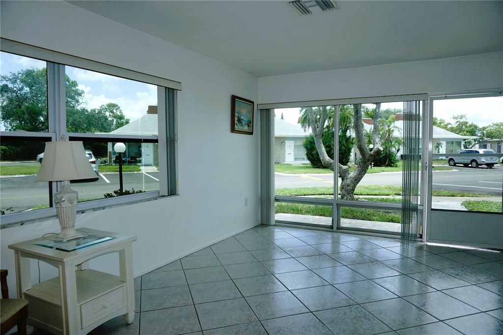 En Venta: $134,900 (2 camas, 1 baños, 825 Pies cuadrados)