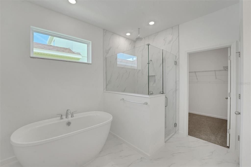 Active With Contract: $412,822 (3 beds, 2 baths, 1772 Square Feet)