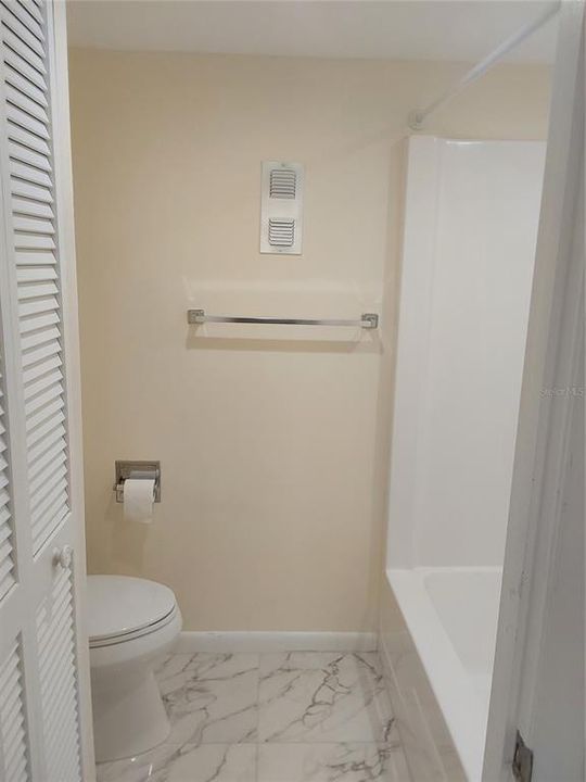 В аренду: $2,250 (1 спален, 1 ванн, 900 Квадратных фут)