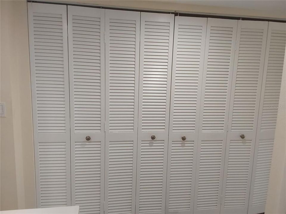В аренду: $2,250 (1 спален, 1 ванн, 900 Квадратных фут)