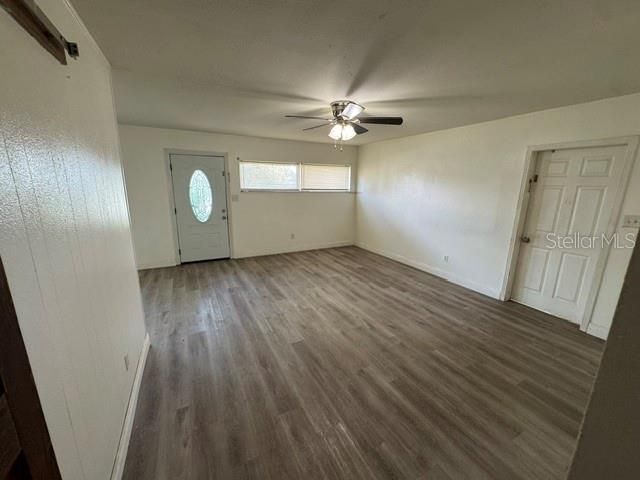For Sale: $299,900 (4 beds, 2 baths, 1412 Square Feet)