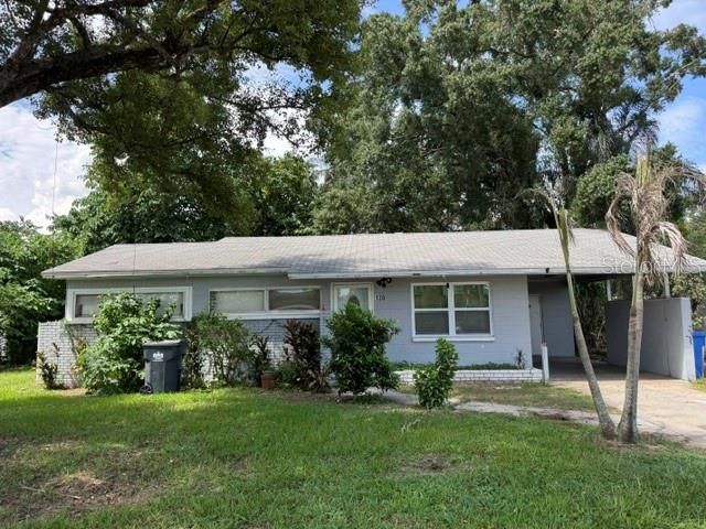 For Sale: $299,900 (4 beds, 2 baths, 1412 Square Feet)