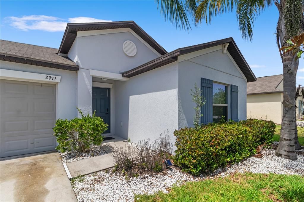 For Sale: $317,999 (4 beds, 2 baths, 1936 Square Feet)