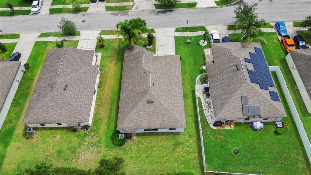 For Sale: $317,999 (4 beds, 2 baths, 1936 Square Feet)
