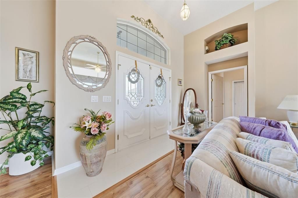待售: $799,000 (3 贝兹, 2 浴室, 2429 平方英尺)