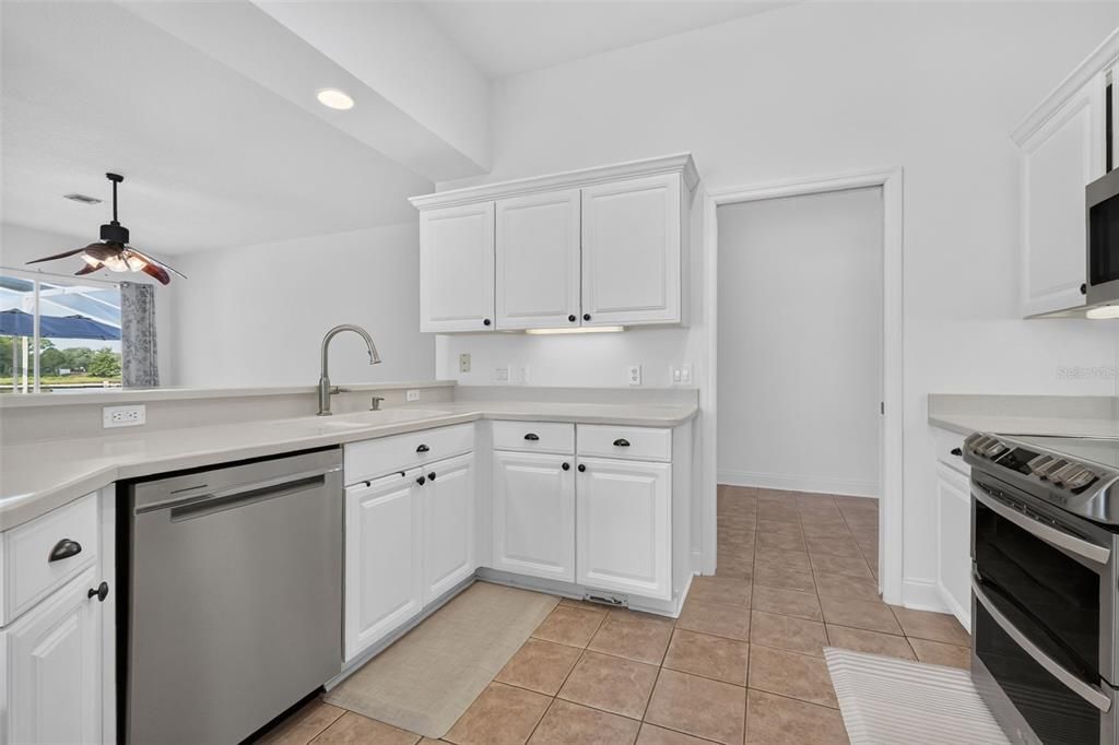 For Sale: $449,900 (3 beds, 2 baths, 1896 Square Feet)