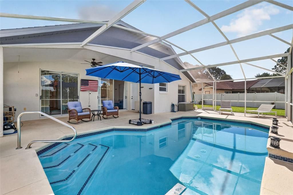 For Sale: $449,900 (3 beds, 2 baths, 1896 Square Feet)