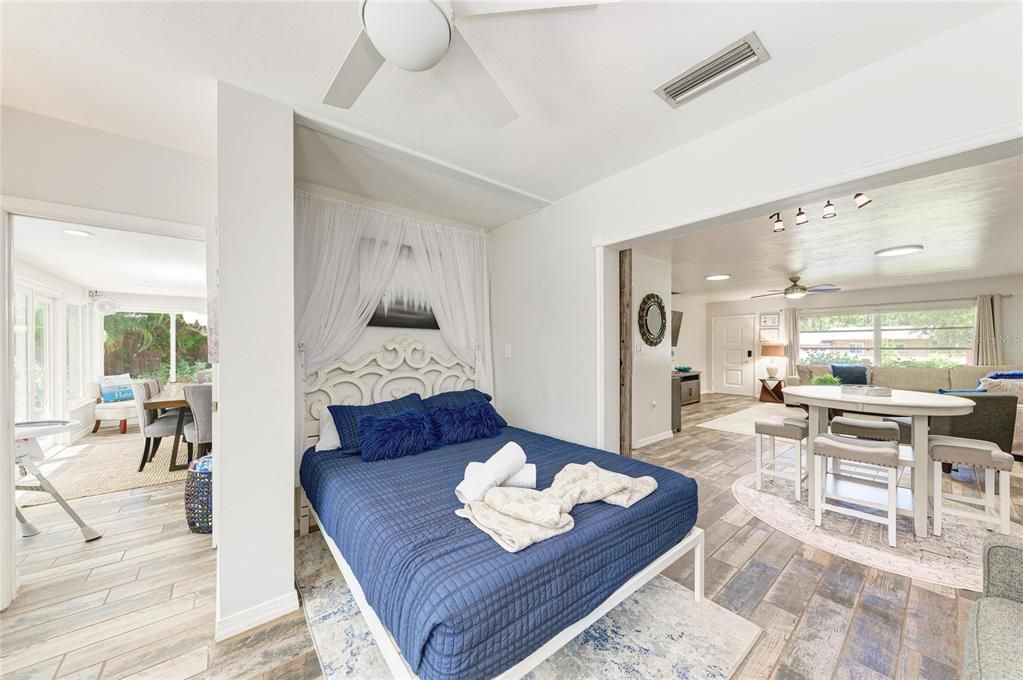 На продажу: $649,900 (3 спален, 3 ванн, 1841 Квадратных фут)