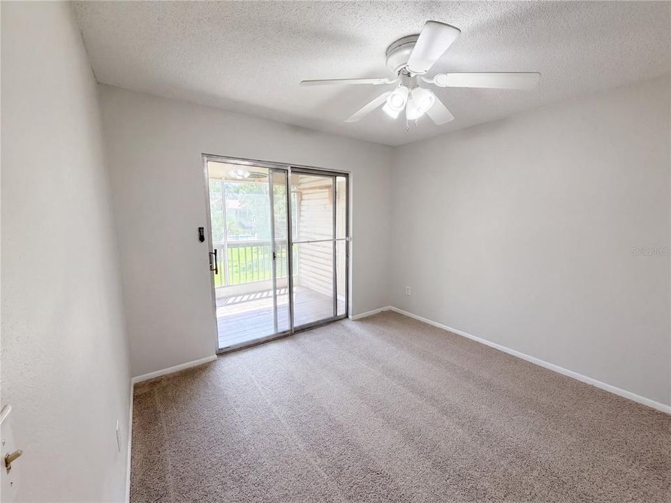 For Sale: $120,000 (2 beds, 2 baths, 833 Square Feet)