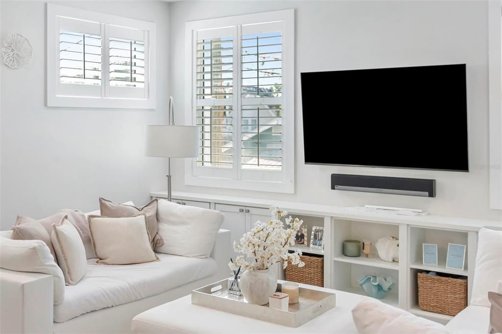 For Rent: $7,000 (3 beds, 3 baths, 2700 Square Feet)