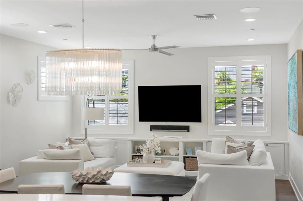 For Rent: $7,000 (3 beds, 3 baths, 2700 Square Feet)