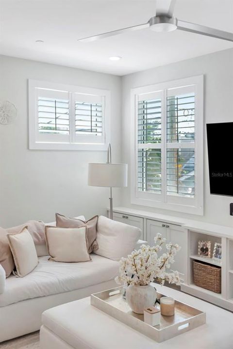 For Rent: $7,000 (3 beds, 3 baths, 2700 Square Feet)
