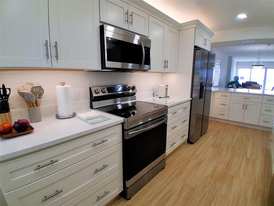 For Rent: $12,000 (2 beds, 2 baths, 1282 Square Feet)