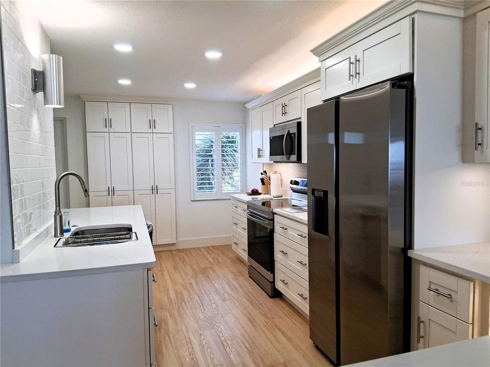 For Rent: $12,000 (2 beds, 2 baths, 1282 Square Feet)