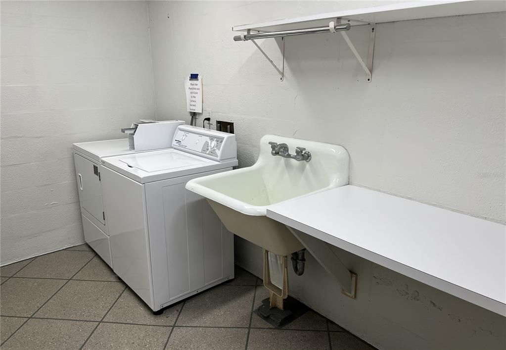 For Rent: $12,000 (2 beds, 2 baths, 1282 Square Feet)