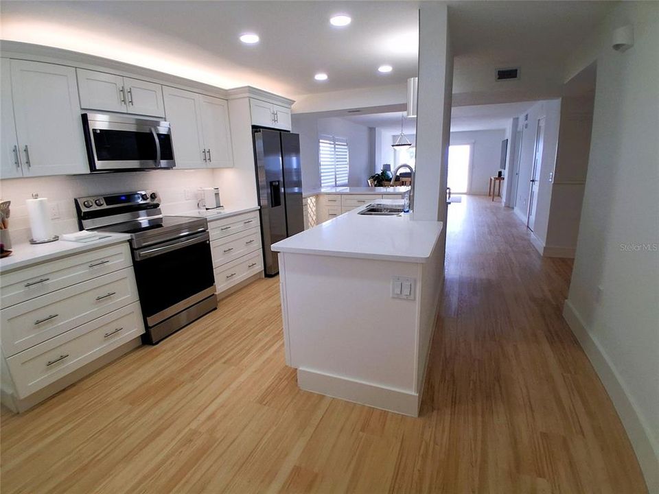 For Rent: $12,000 (2 beds, 2 baths, 1282 Square Feet)