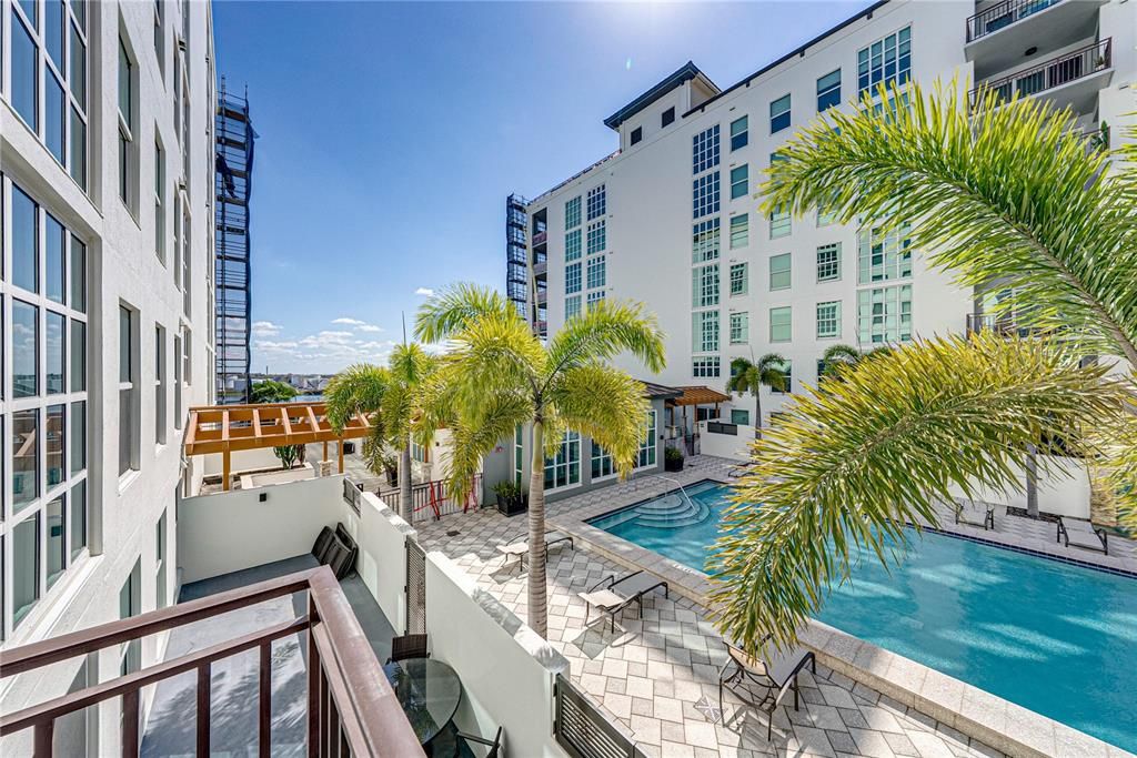For Rent: $4,500 (2 beds, 2 baths, 1387 Square Feet)