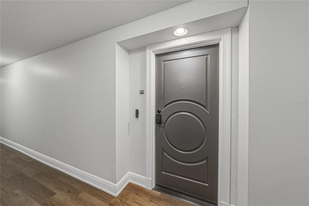 For Rent: $4,500 (2 beds, 2 baths, 1387 Square Feet)