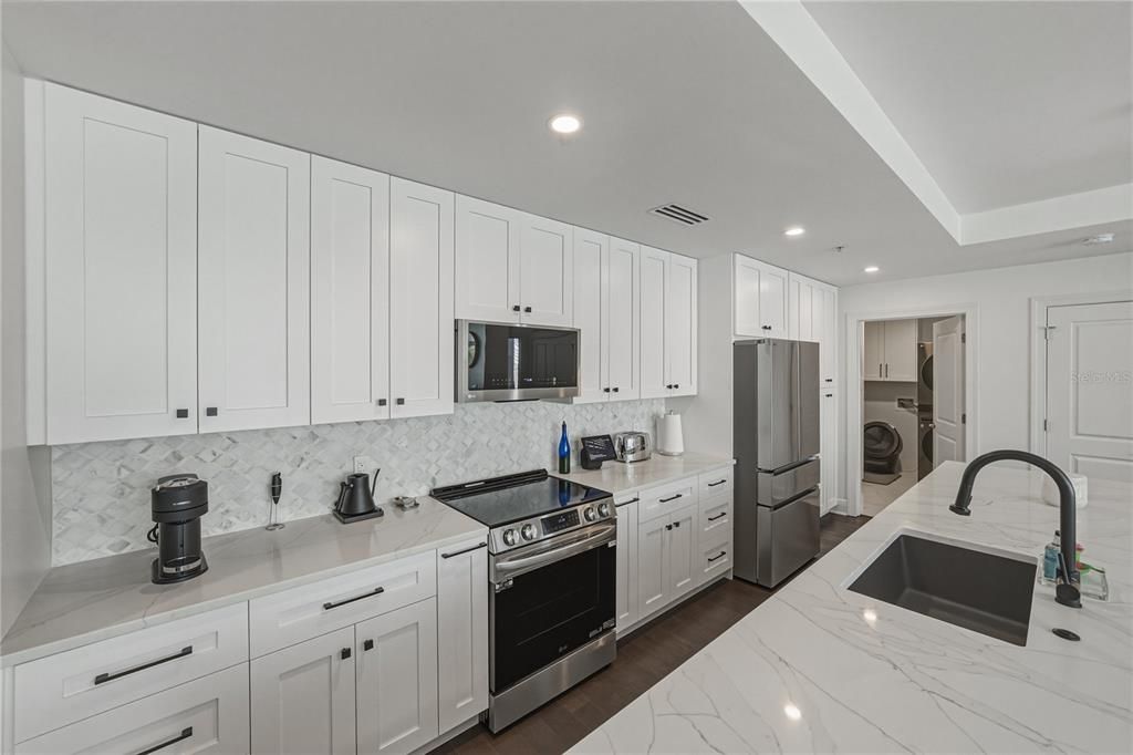 For Rent: $4,500 (2 beds, 2 baths, 1387 Square Feet)